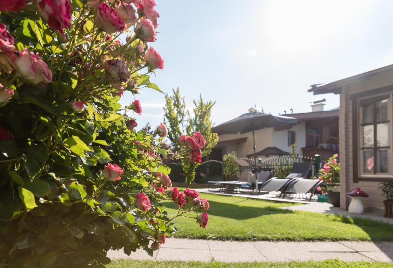 Hotel Alphof Stubaital Fulpmes Exterior photo