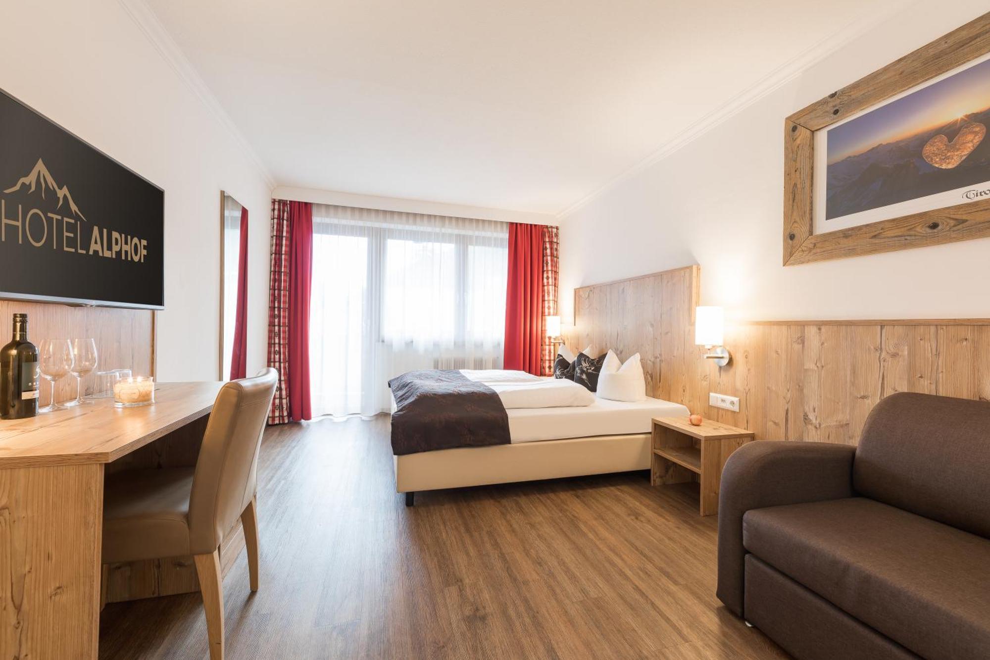 Hotel Alphof Stubaital Fulpmes Exterior photo