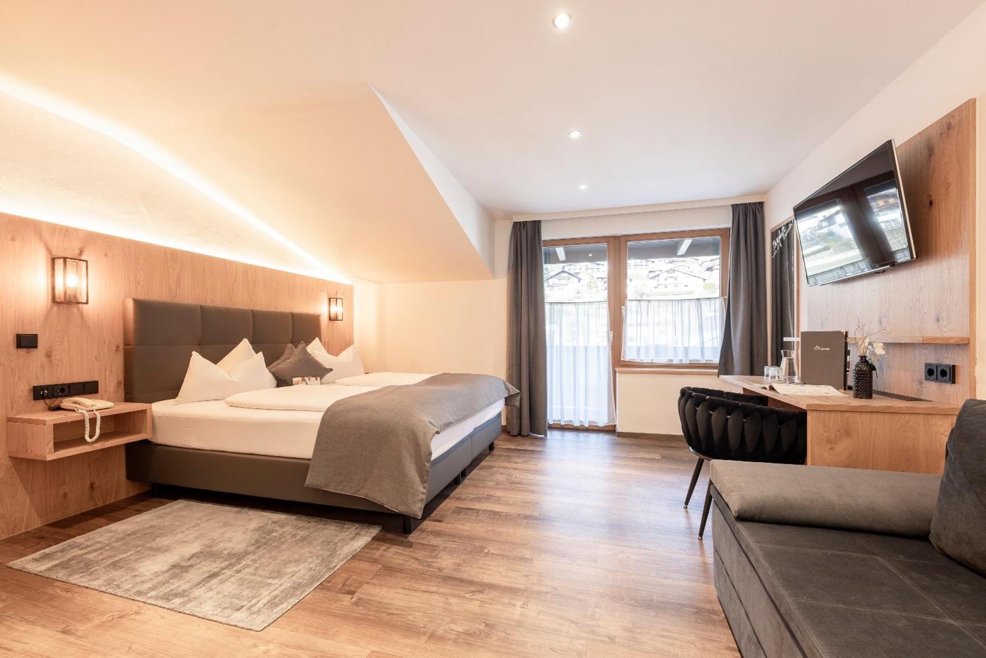 Hotel Alphof Stubaital Fulpmes Exterior photo